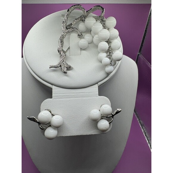 Tree Pin Brooch w/ Clip On Earrings Set Silver Heavy Beads Estate Find Unmarked - Picture 8 of 9